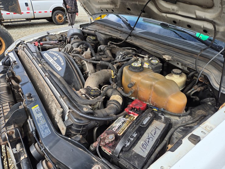 2008-ford-f550-image-37