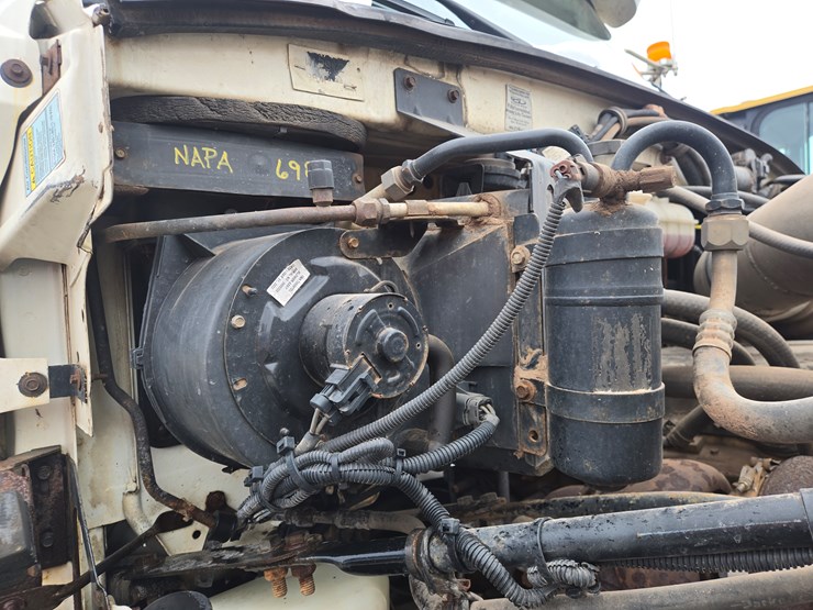 2006-caterpillar-c15-image-63