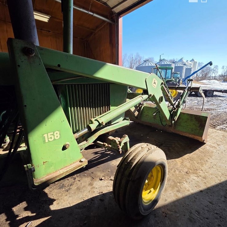JOHN DEERE 158