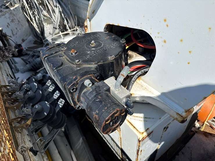 2014-international-4300-sba-image-30