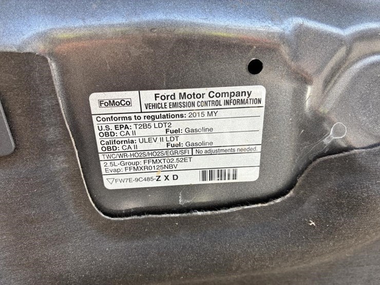 2015-ford-escape-se-image-8