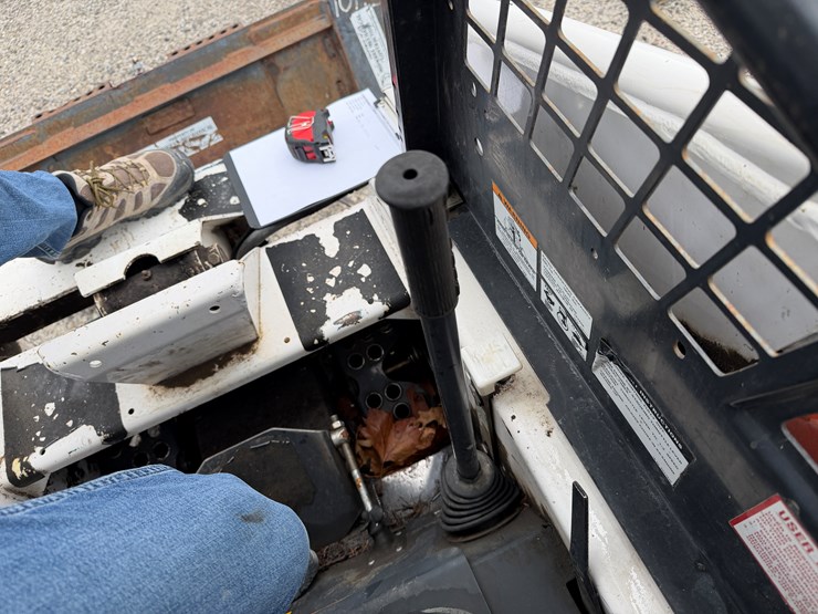 1993-bobcat-742b-image-7