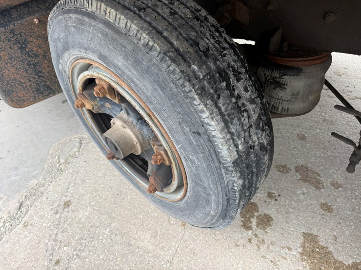 mack-dm688s-image-54