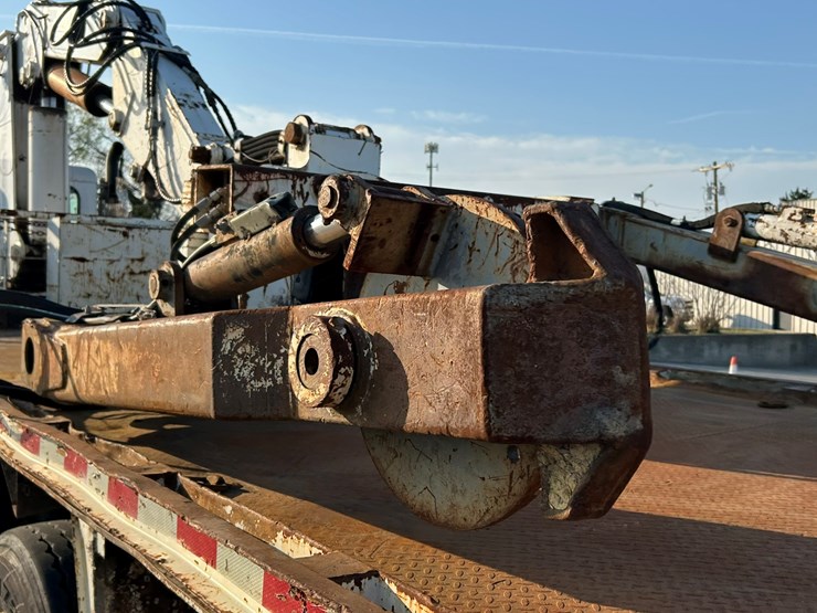 peterbilt-365-image-41