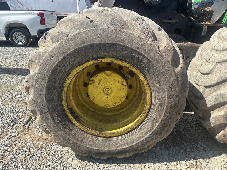 2011-deere-1270e-image-93