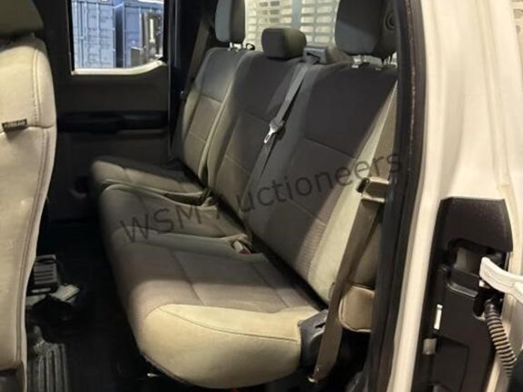 2017-ford-f350-image-26