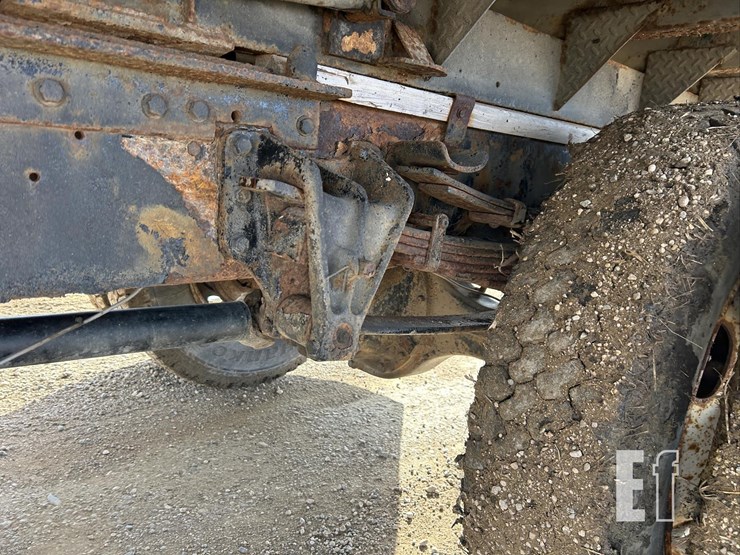 2002-international-4700-image-20