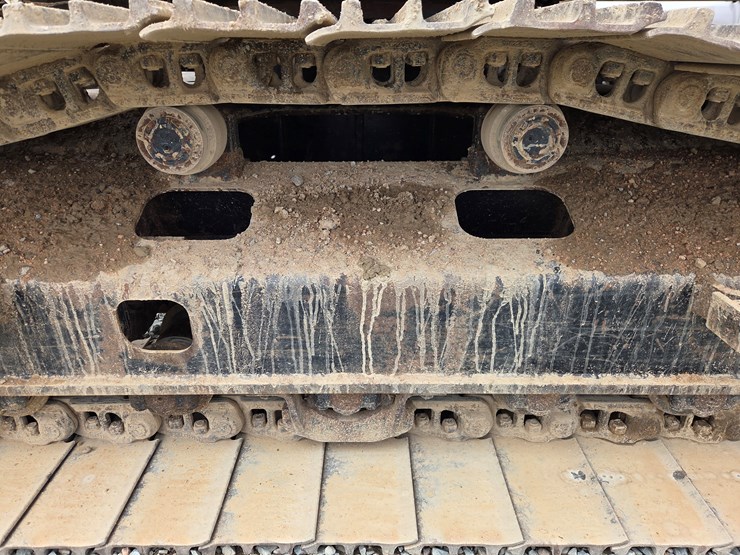 deere-160g-lc-image-65