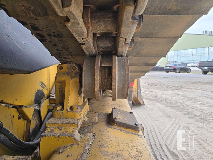 2019-caterpillar-d6-xe-lgp-image-45