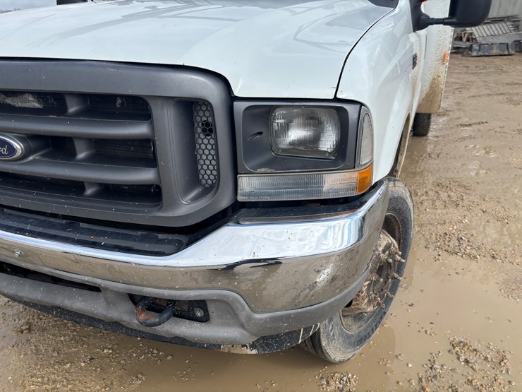 2004-ford-f450-image-12