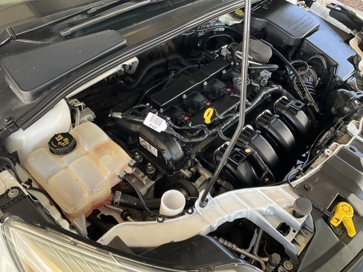 2014-ford-focus-se-sdn-image-13