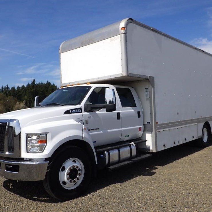 2016 FORD F650 XLT