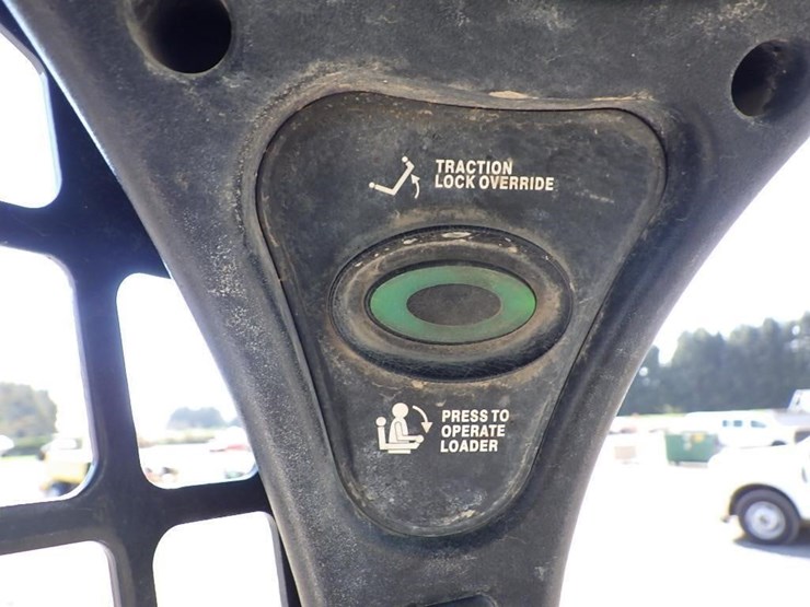 2018-bobcat-t650-image-23