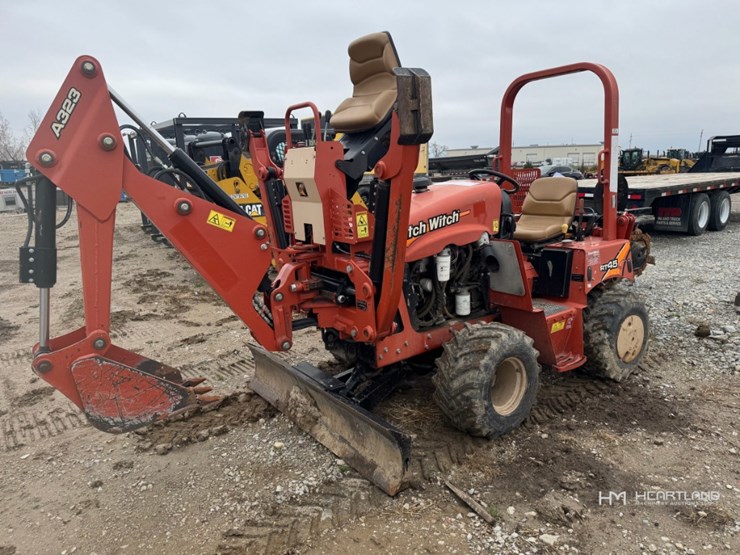 2017-ditch-witch-rt45-image-1