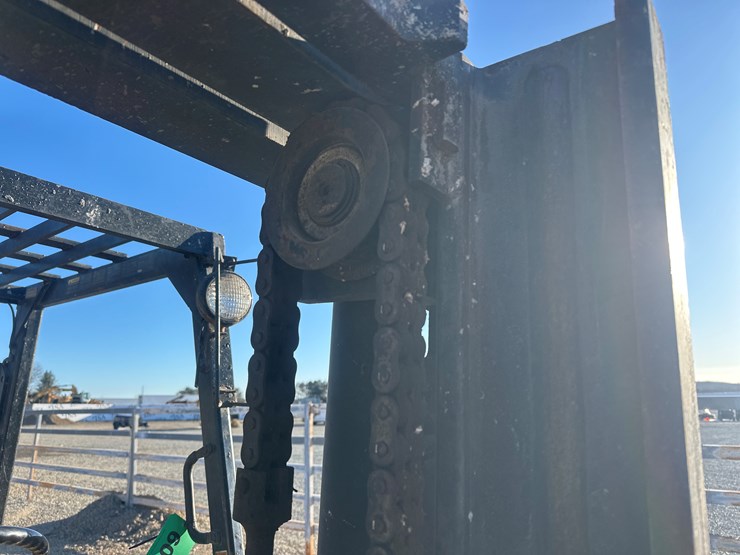 massey-ferguson-8-image-26