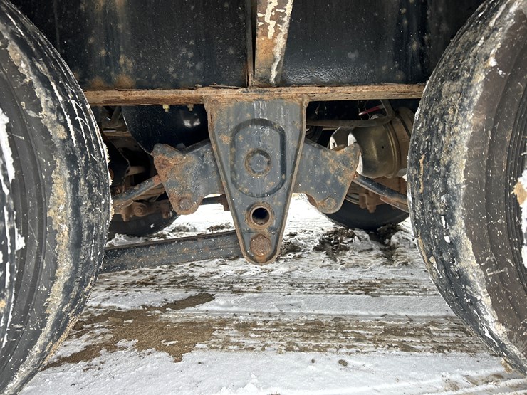 2020-massey-ferguson-8-image-29