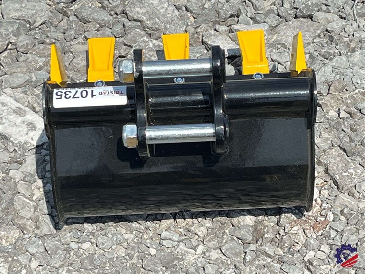 unused-2026-ce-16"-toothed-bucket-image-4