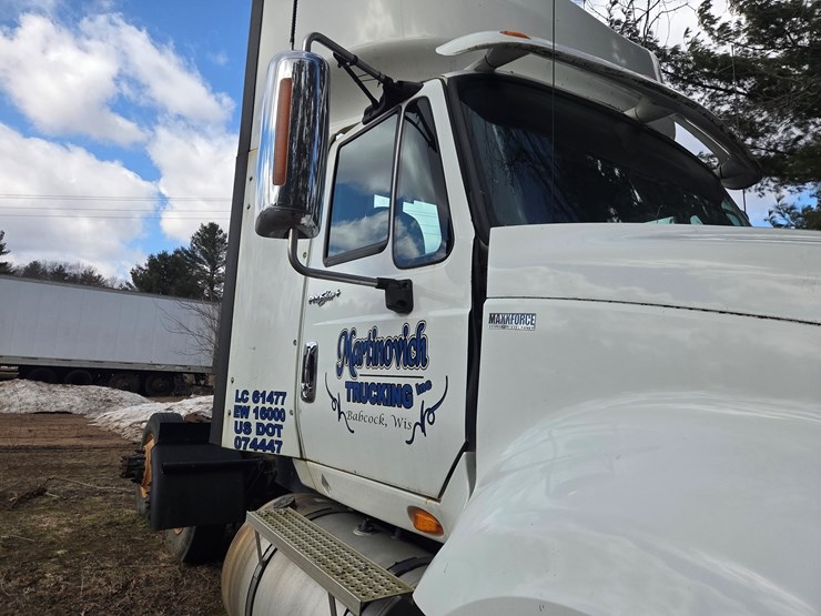 2012-international-prostar-image-12