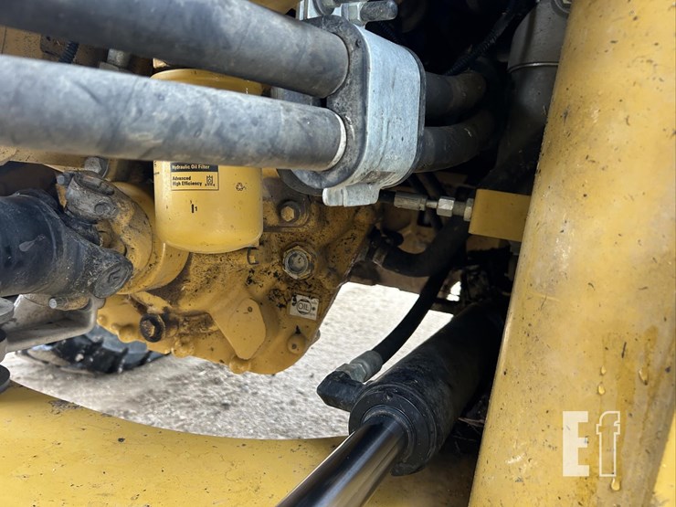 2016-caterpillar-930m-image-28