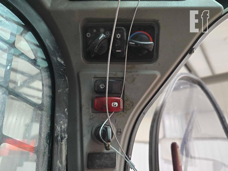 caterpillar-289d3-image-16