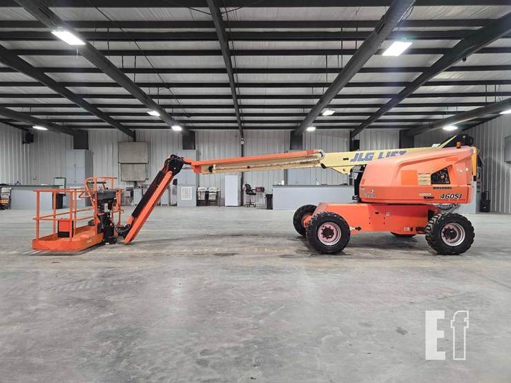 2019-jlg-460sj-image-5