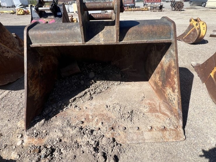 komatsu-pc290-lc-10-image-2