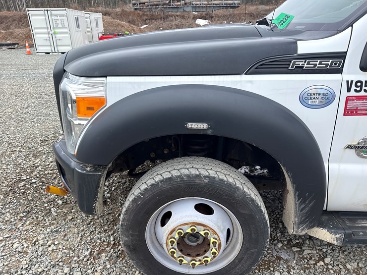 2015-ford-f550-image-9