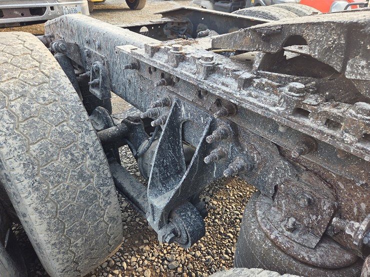 2013-international-prostar-image-32