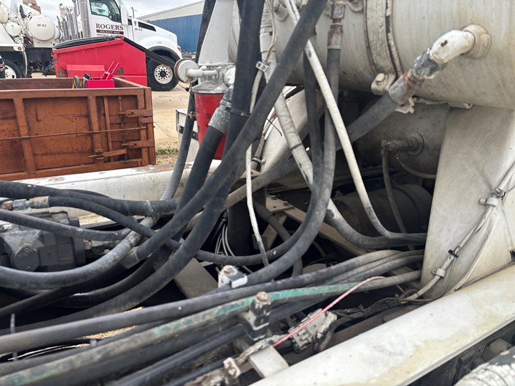 2004-kenworth-w900-image-55