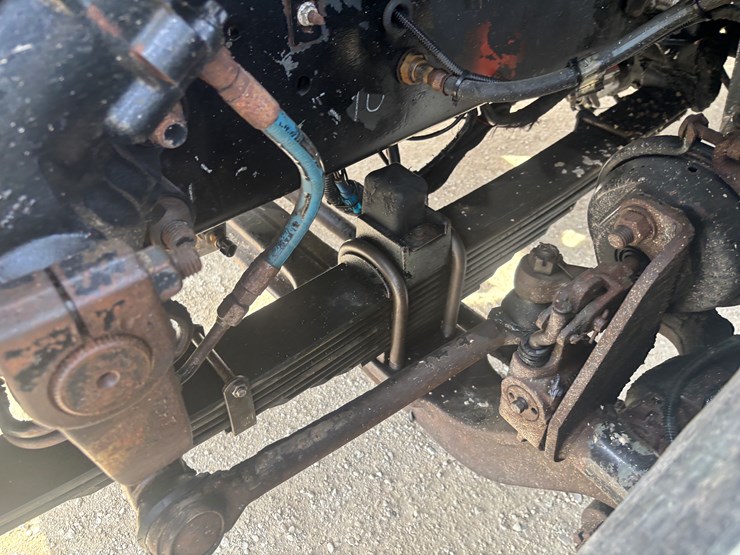 1999-sterling-l9513-image-77