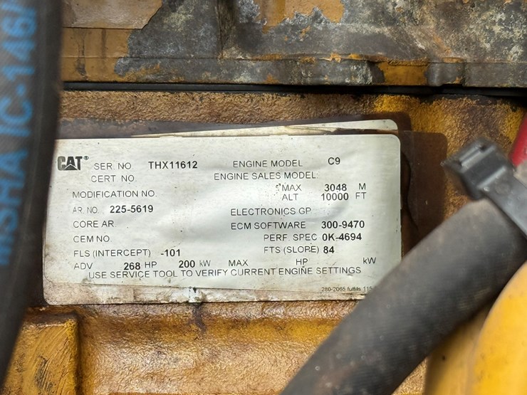 caterpillar-160m-image-42