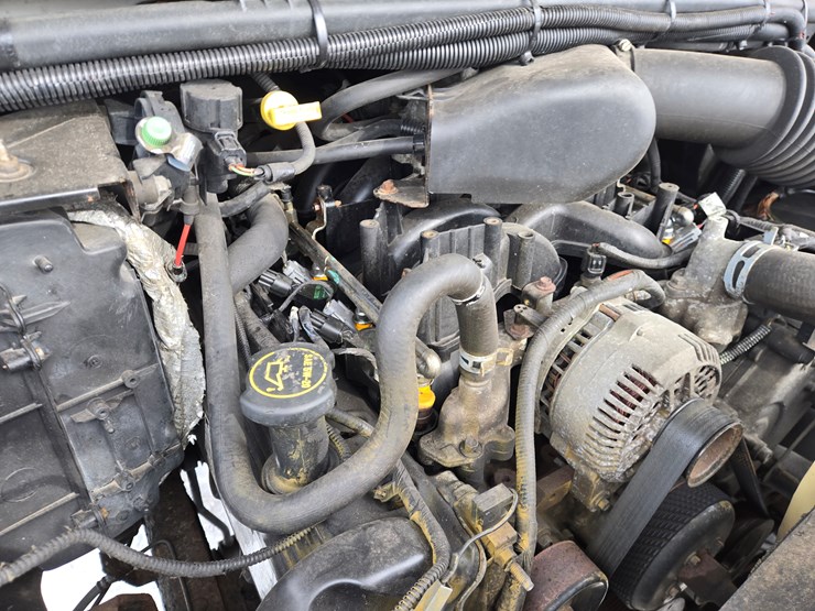 2001-ford-f350-image-28