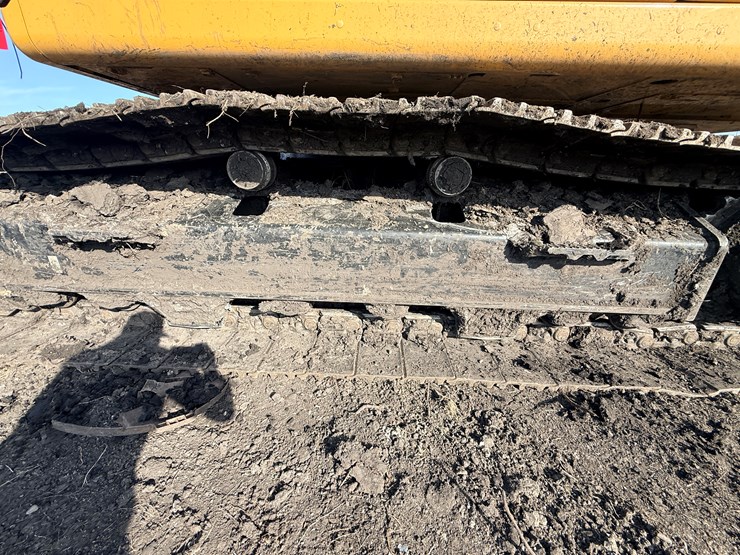 caterpillar-340-image-72