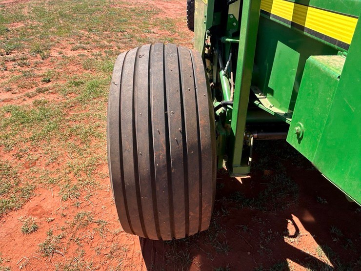 john-deere-569-image-9
