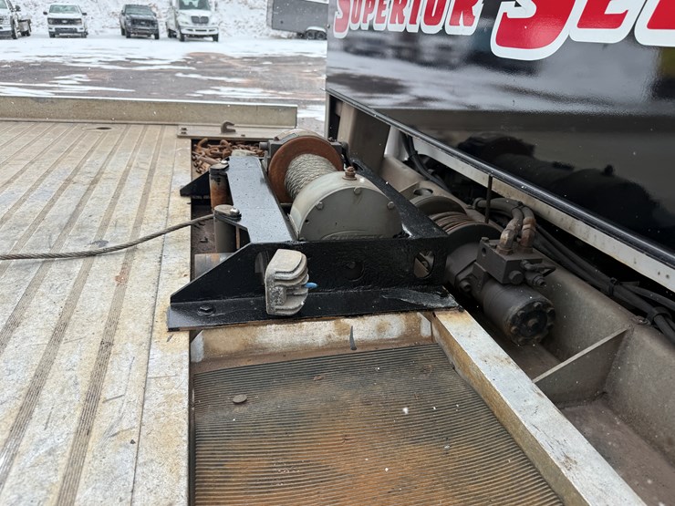 2018-ford-f650-image-28