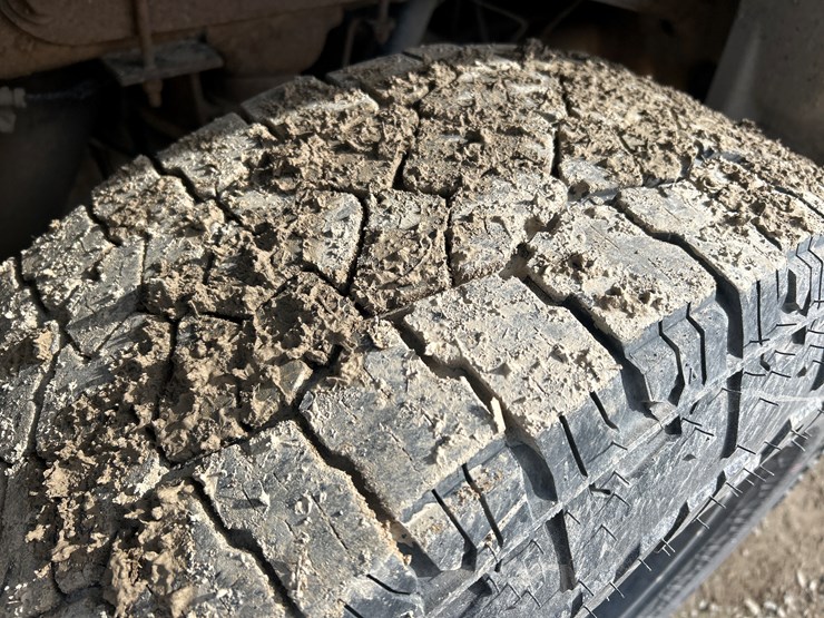 2018-chevrolet-2500-image-68