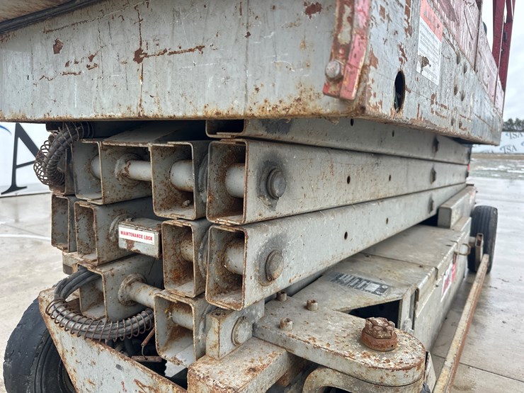 massey-ferguson-8-image-18