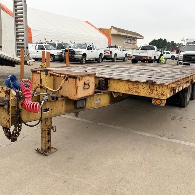 1982 Zieman Tiltback Trailer