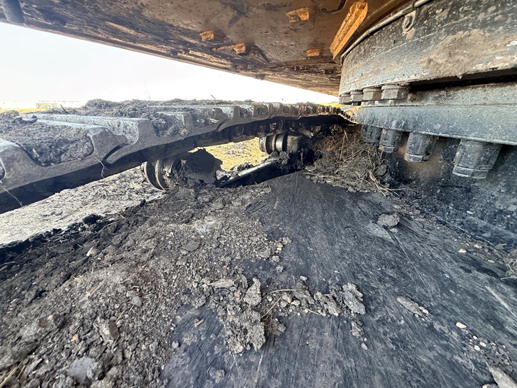 caterpillar-340-image-65