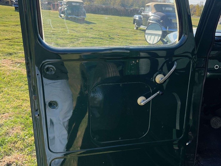 1946-ford-pickup-image-45