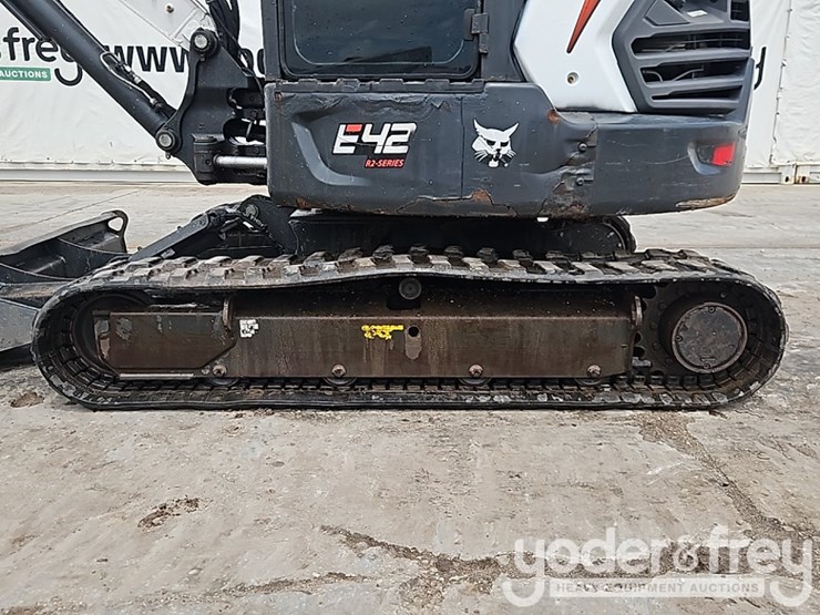 2021-bobcat-e42-image-21