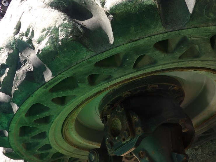 2017-sky-trak-10042-image-20