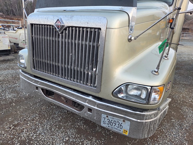 2005-caterpillar-c13-image-10