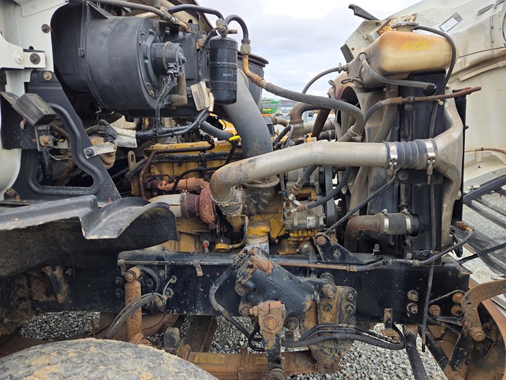 1999-caterpillar-3126-image-46