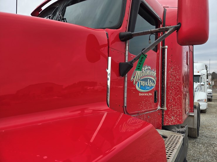 2005-kenworth-t600-image-18