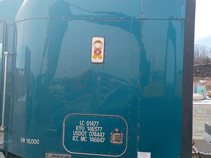 2002-kenworth-t600-image-35