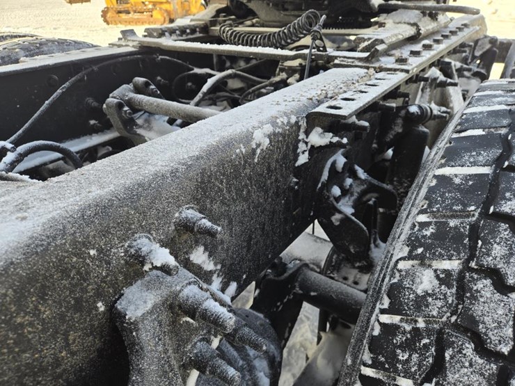 2019-international-lt-image-35