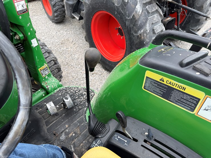 john-deere-4720-image-9