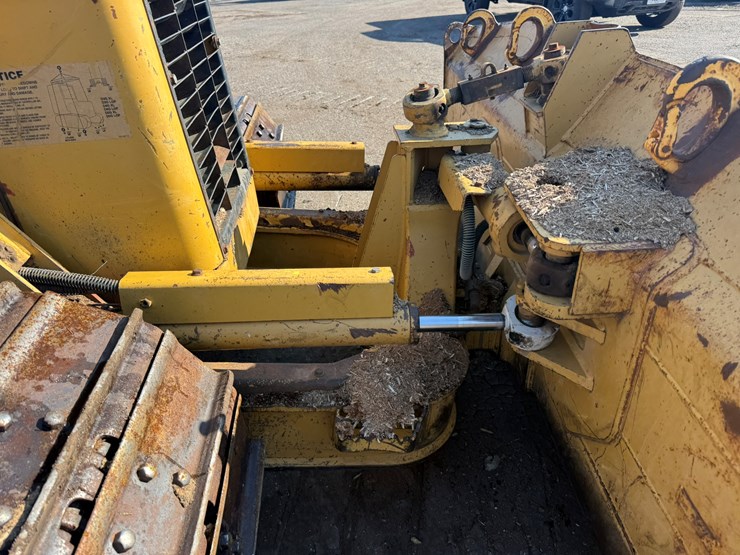 caterpillar-d5g-lgp-image-11