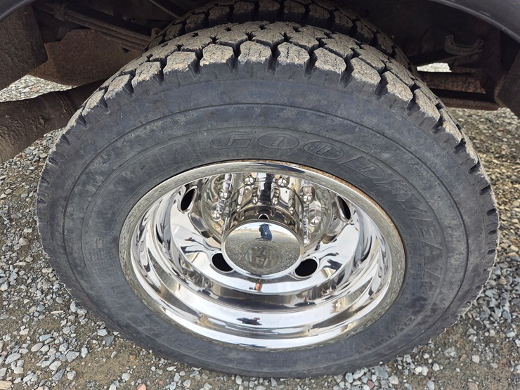 2018-ford-f550-xl-image-77